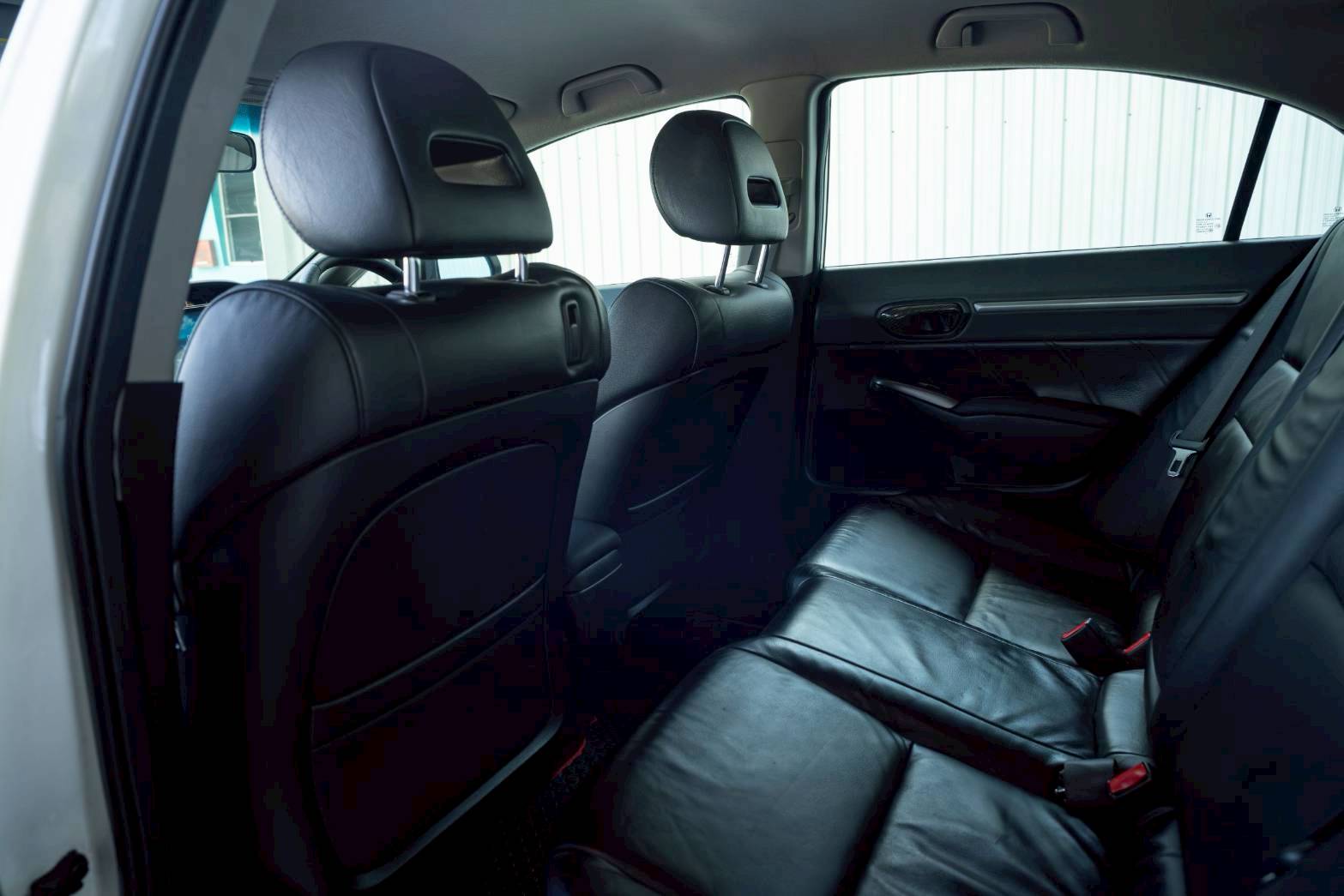 2011 HONDA CIVIC 1.8 E