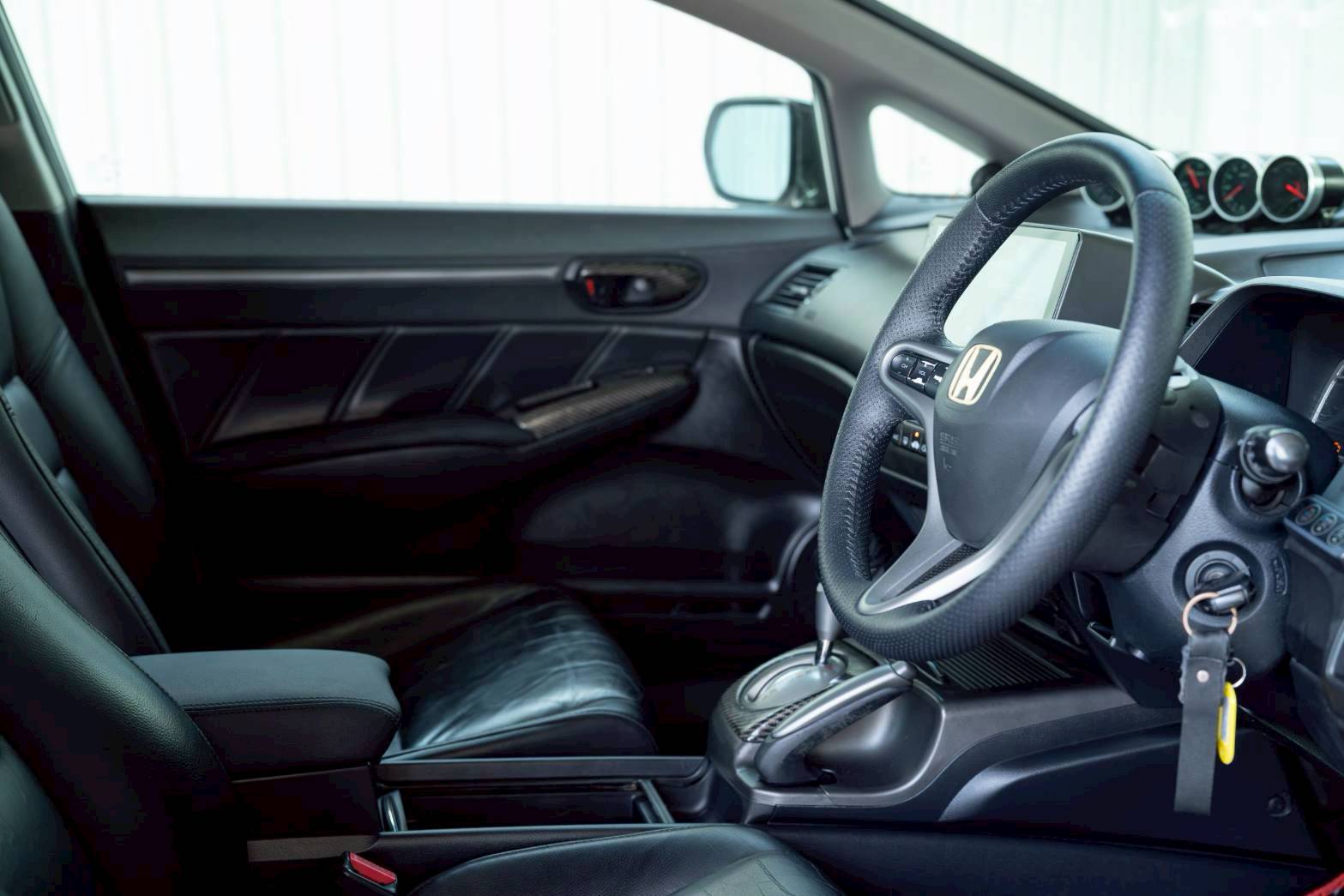 2011 HONDA CIVIC 1.8 E