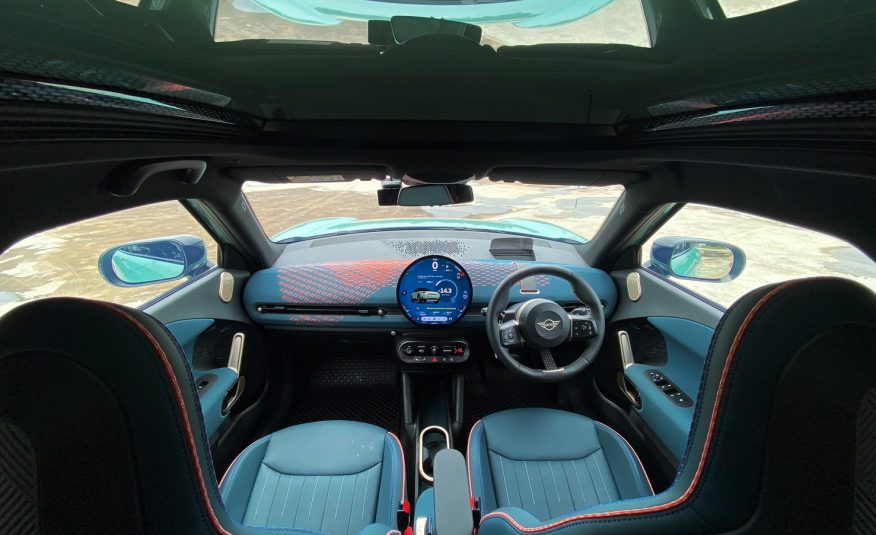 2025 MINI ACEMAN SE