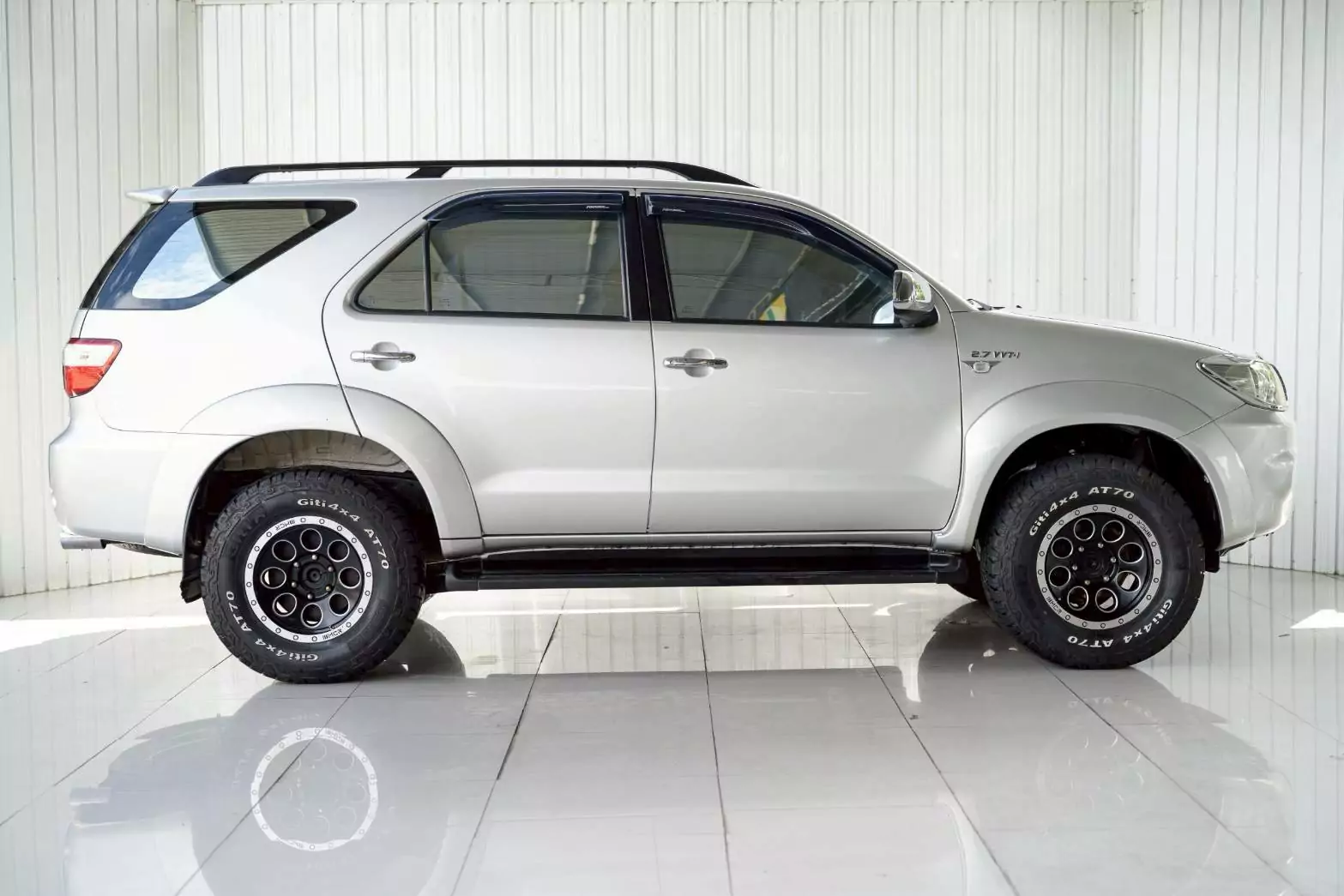 2010 TOYOTA FORTUNER 2.7 V