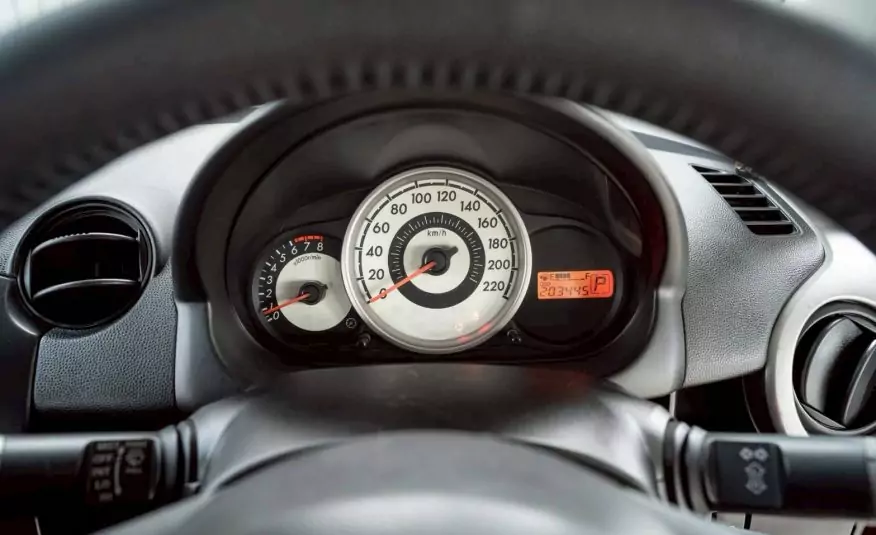 2011 MAZDA MAZDA2 1.5 Groove Sports