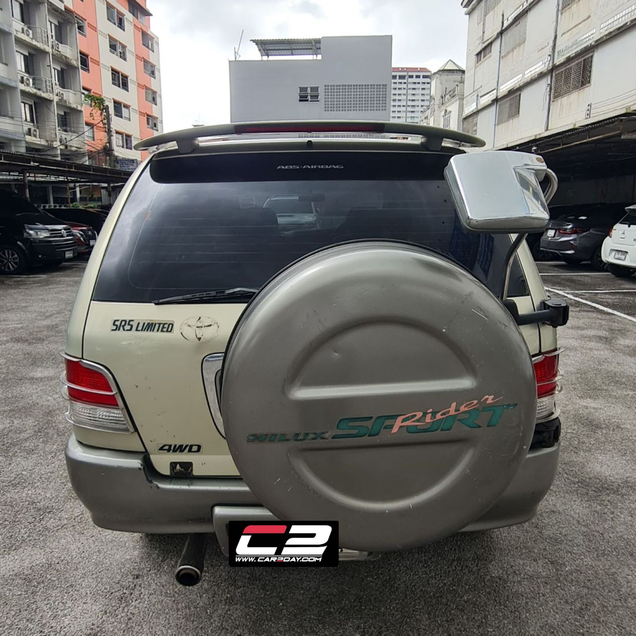 2000 TOYOTA SPORT RIDER