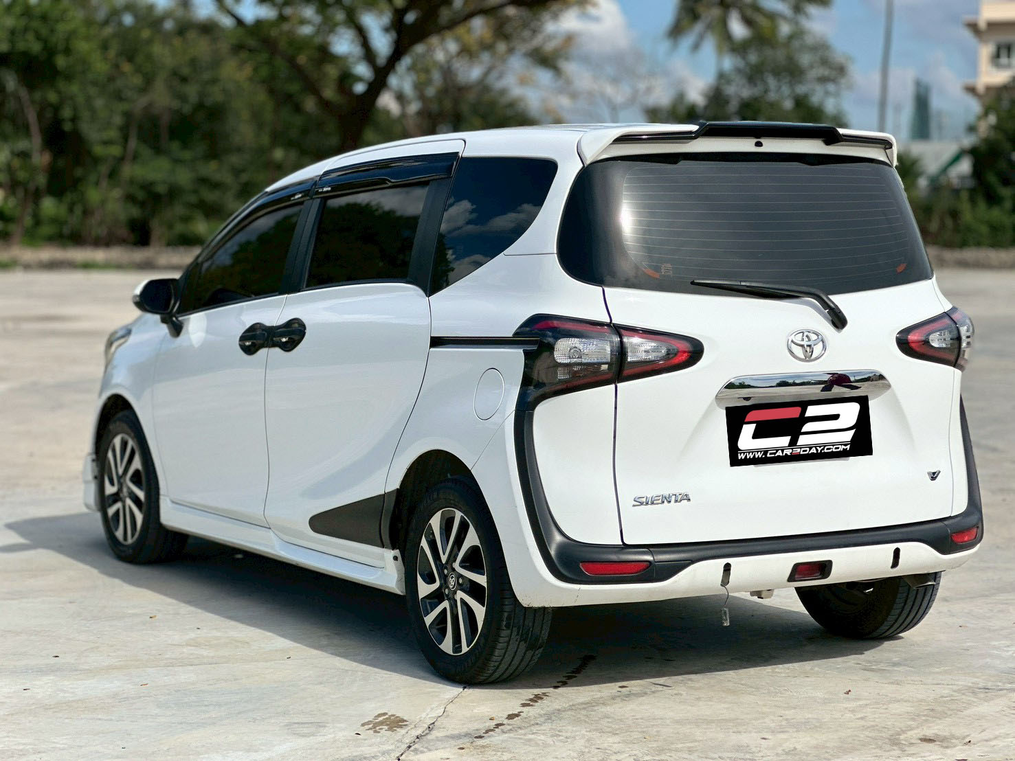 2019 Toyota Sienta 1.5 V Minorchange