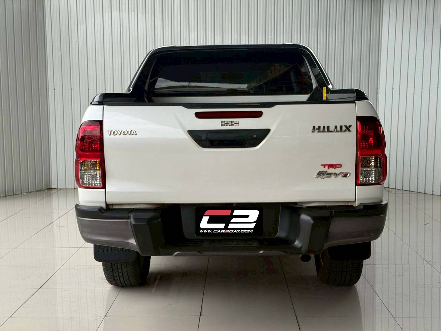 2020 TOYOTA HILUX REVO 2.4 PRERUNNER DOUBLE CAB