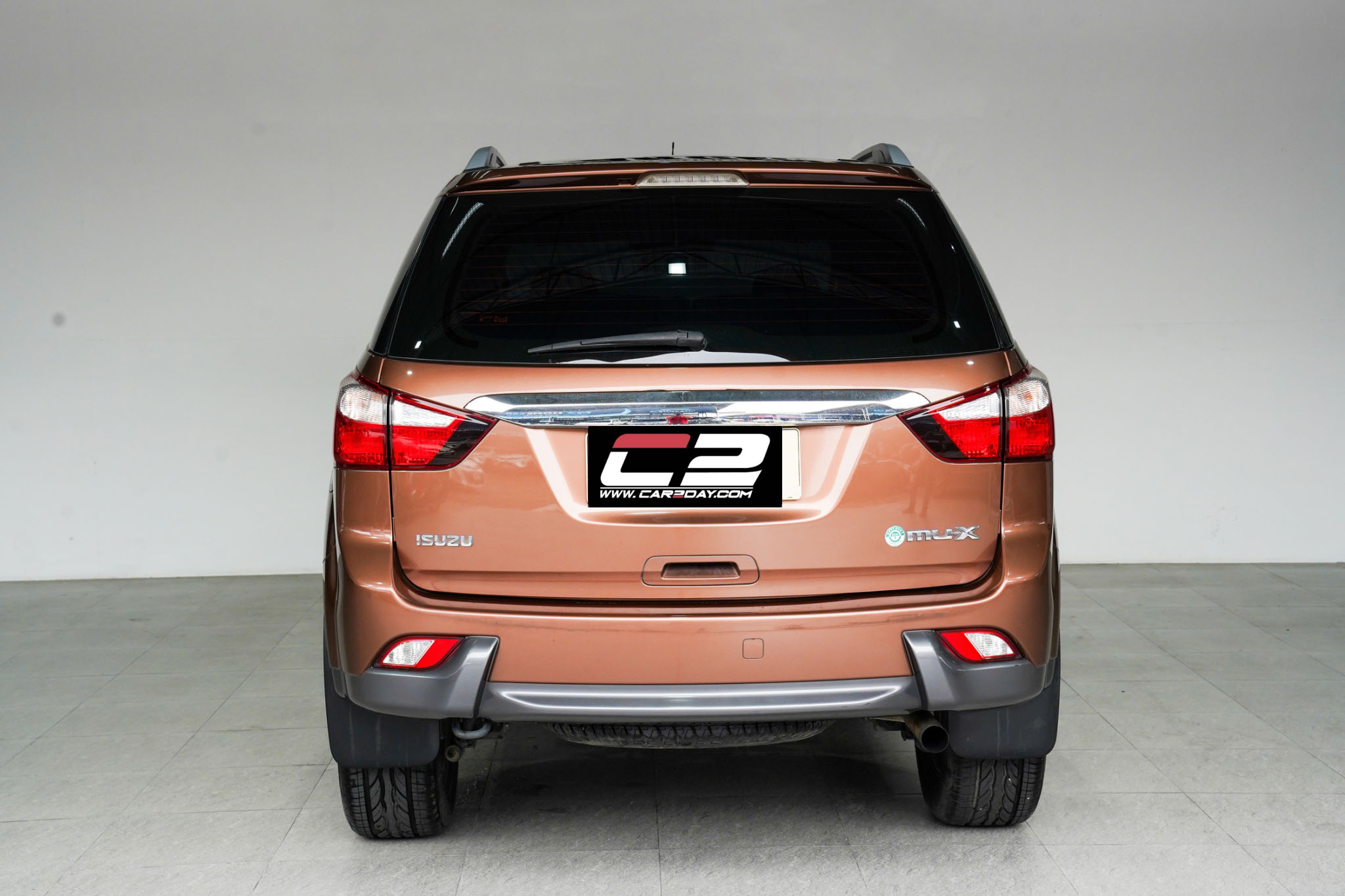 2014 ISUZU MU-X 2.5 VGS DVD NAVI AT
