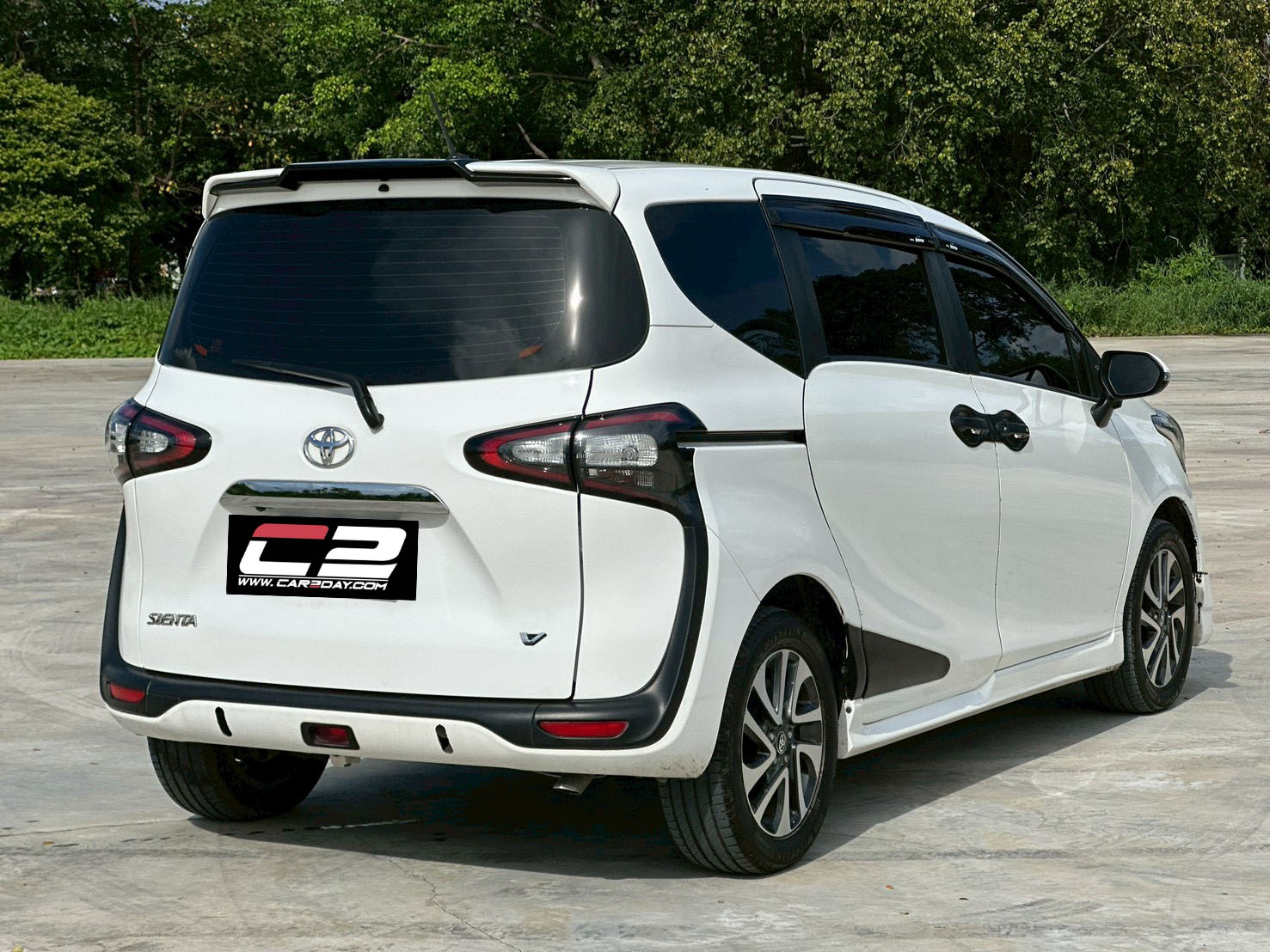2019 Toyota Sienta 1.5 V Minorchange