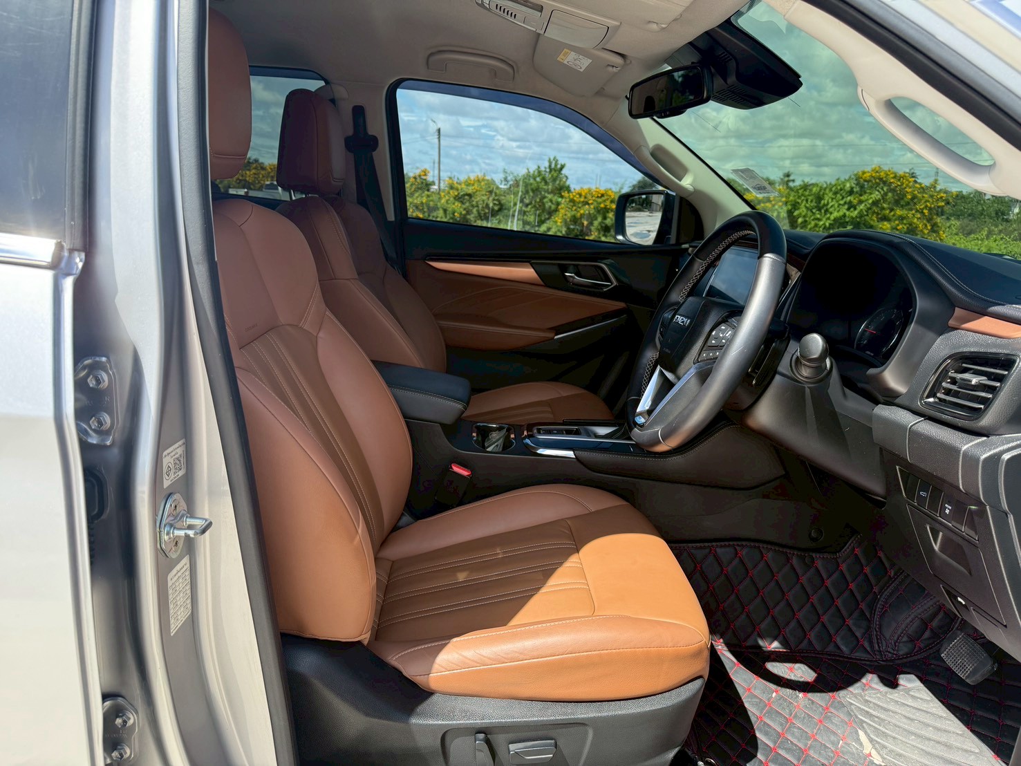 2022 Isuzu MU-X 3.0 Ultimate 2WD