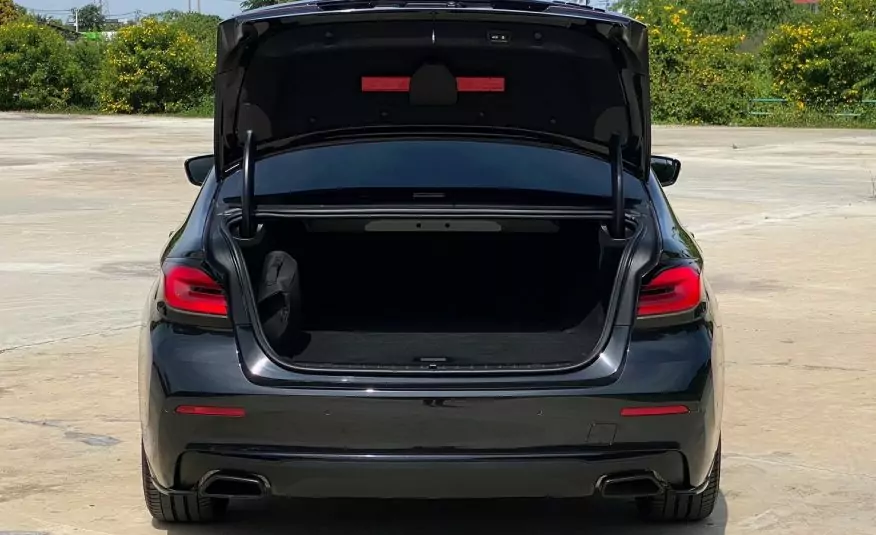 2022 BMW 530e ELITE Plug-in Hybrid (G30 LCI)