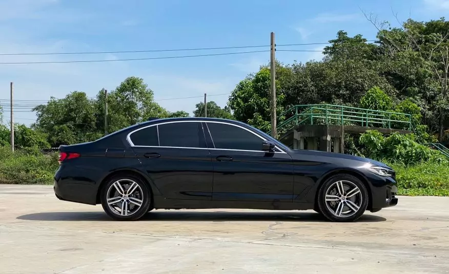 2022 BMW 530e ELITE Plug-in Hybrid (G30 LCI)