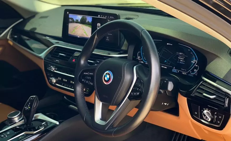 2022 BMW 530e ELITE Plug-in Hybrid (G30 LCI)