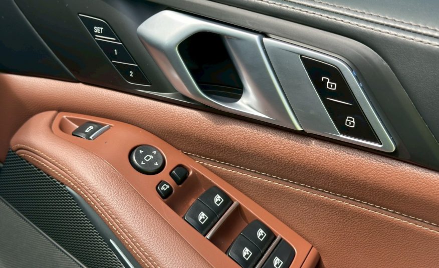 2020 BMW X5 xDrive45e M Sport