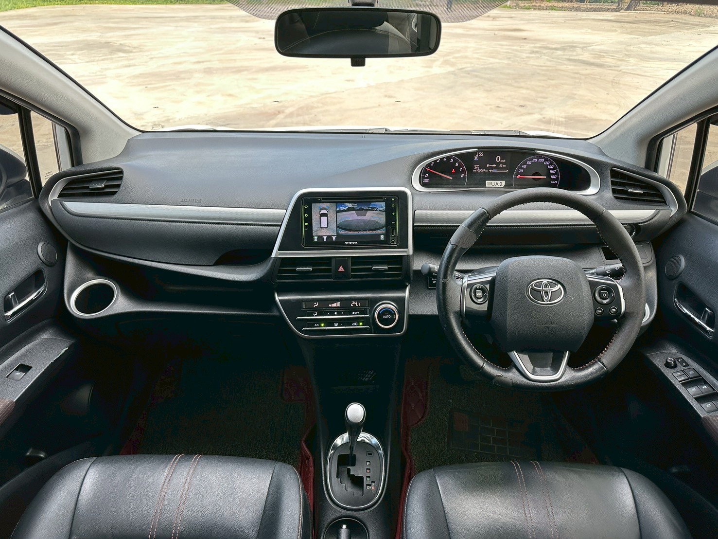 2019 Toyota Sienta 1.5 V Minorchange