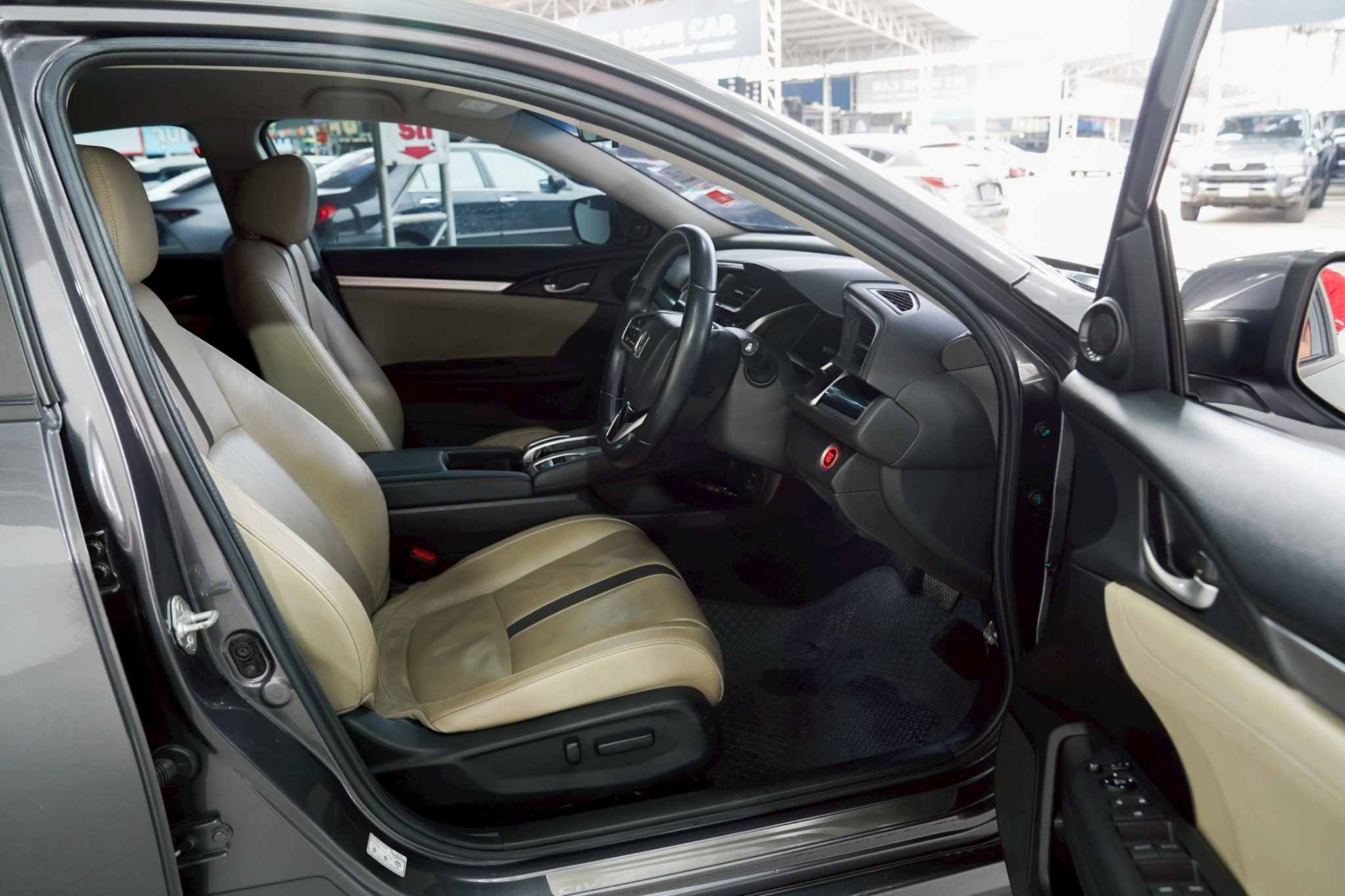 2019 HONDA CIVIC 1.8 EL AT