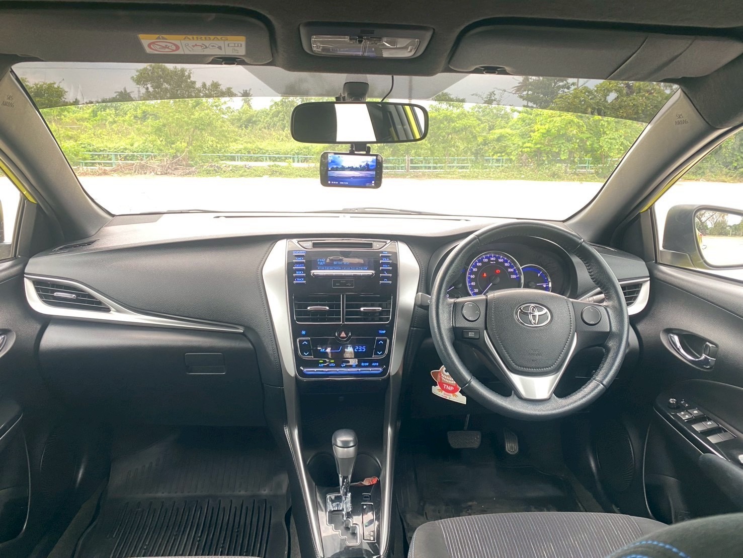 2017 TOYOTA YARIS Hatch 1.2 G TOP CVT