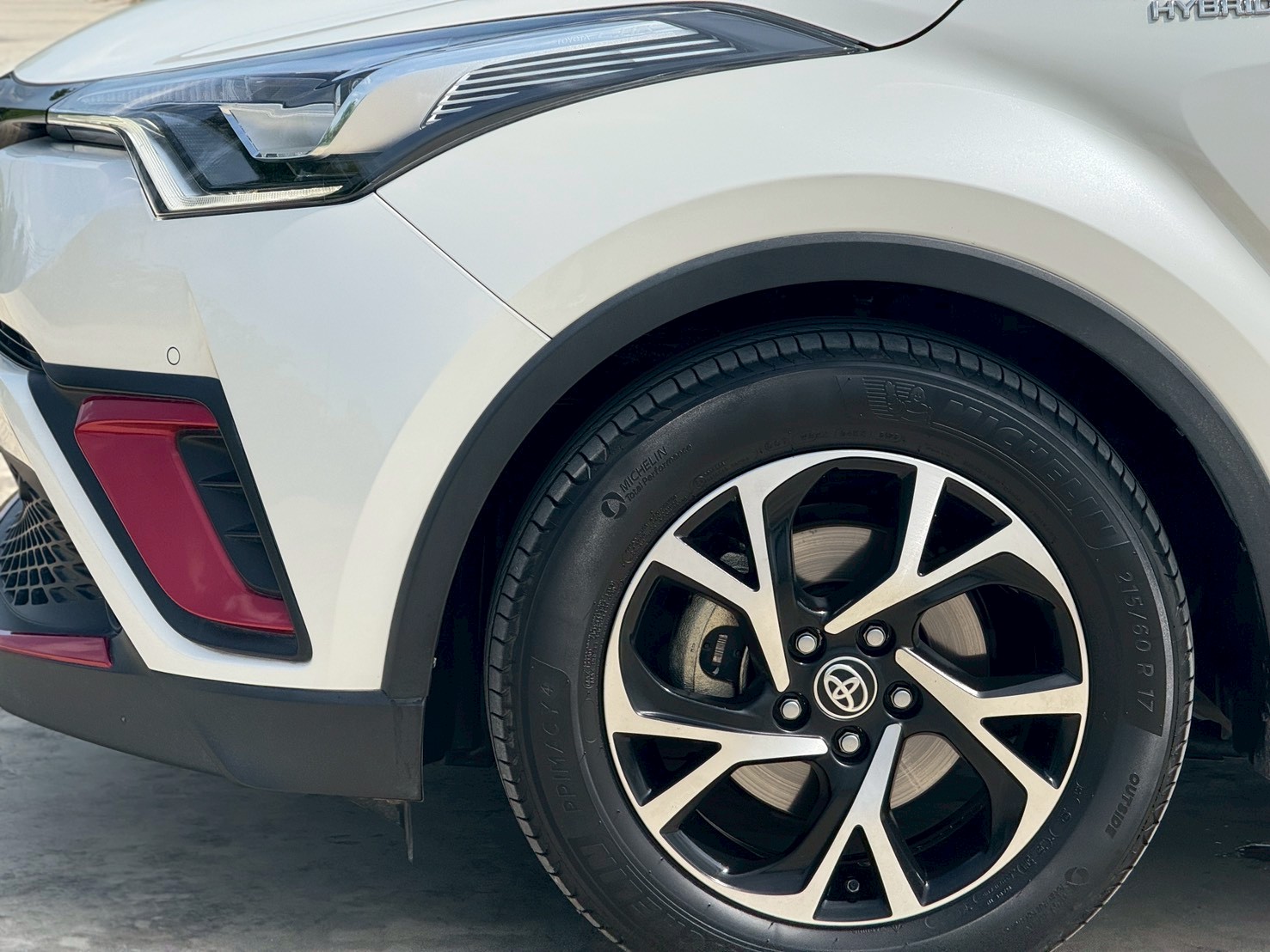 2019 TOYOTA CHR HV Hi 1.8 (Hybrid)