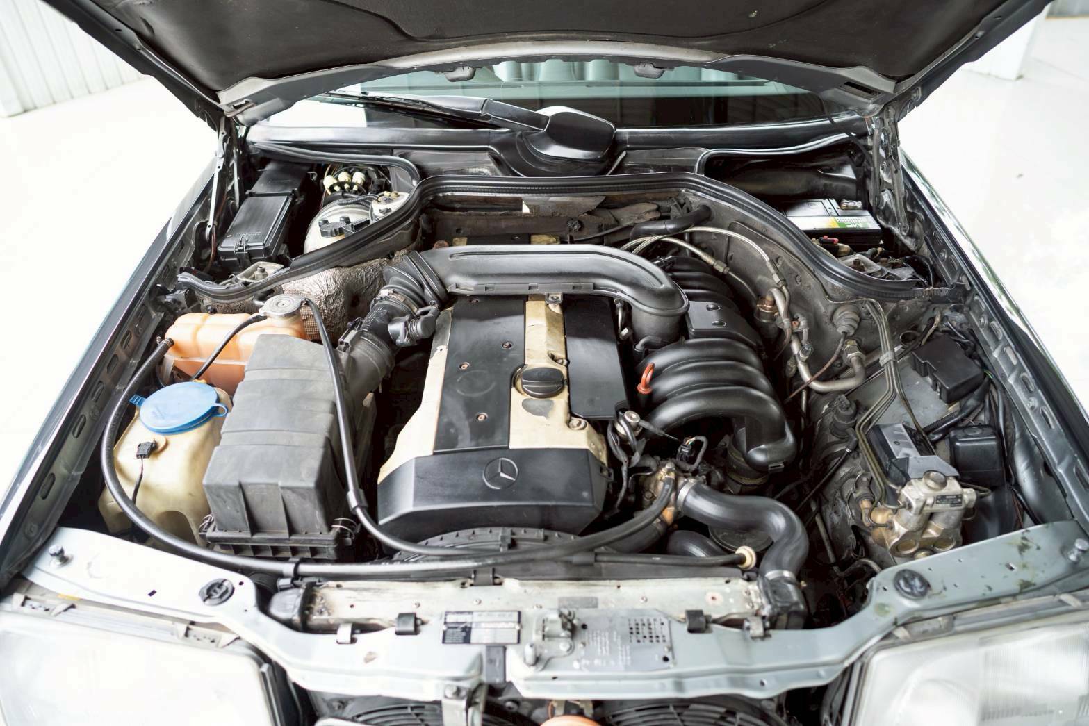 1993 Mercedes-Benz CE280 W124