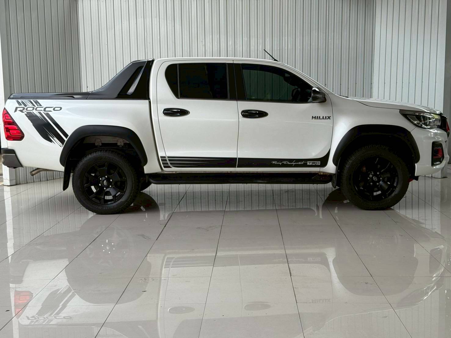 2020 TOYOTA HILUX REVO 2.4 PRERUNNER DOUBLE CAB