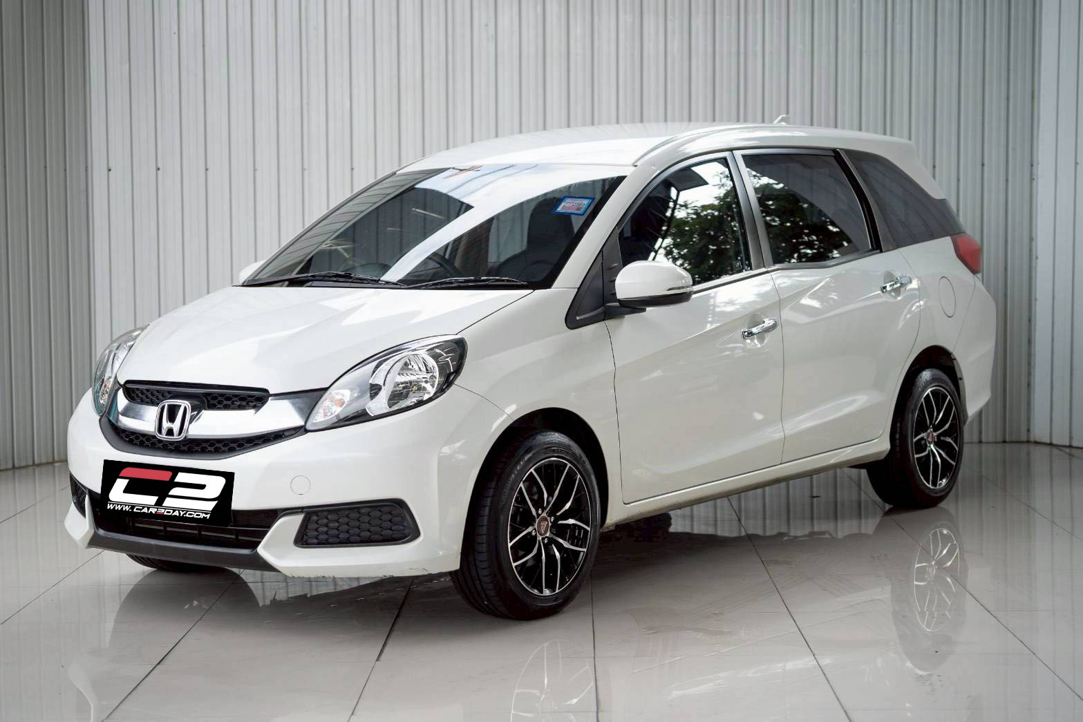 2015 HONDA MOBILIO 1.5 V