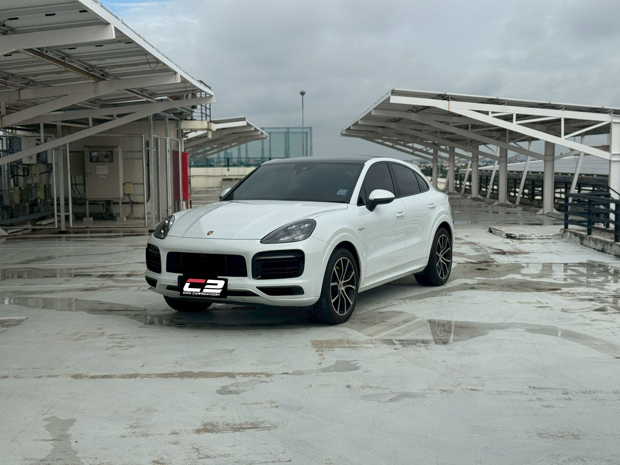 2020 Porsche Cayenne e-hybrid Coupe