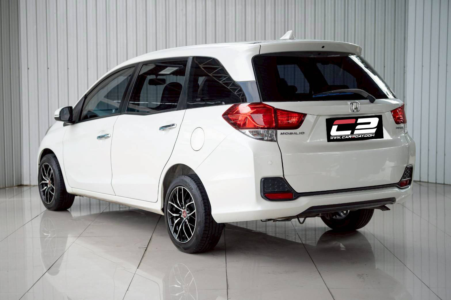 2015 HONDA MOBILIO 1.5 V