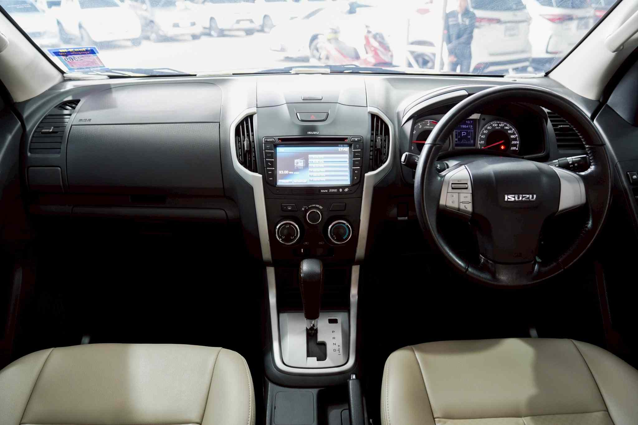 2014 ISUZU MU-X 2.5 VGS DVD AT