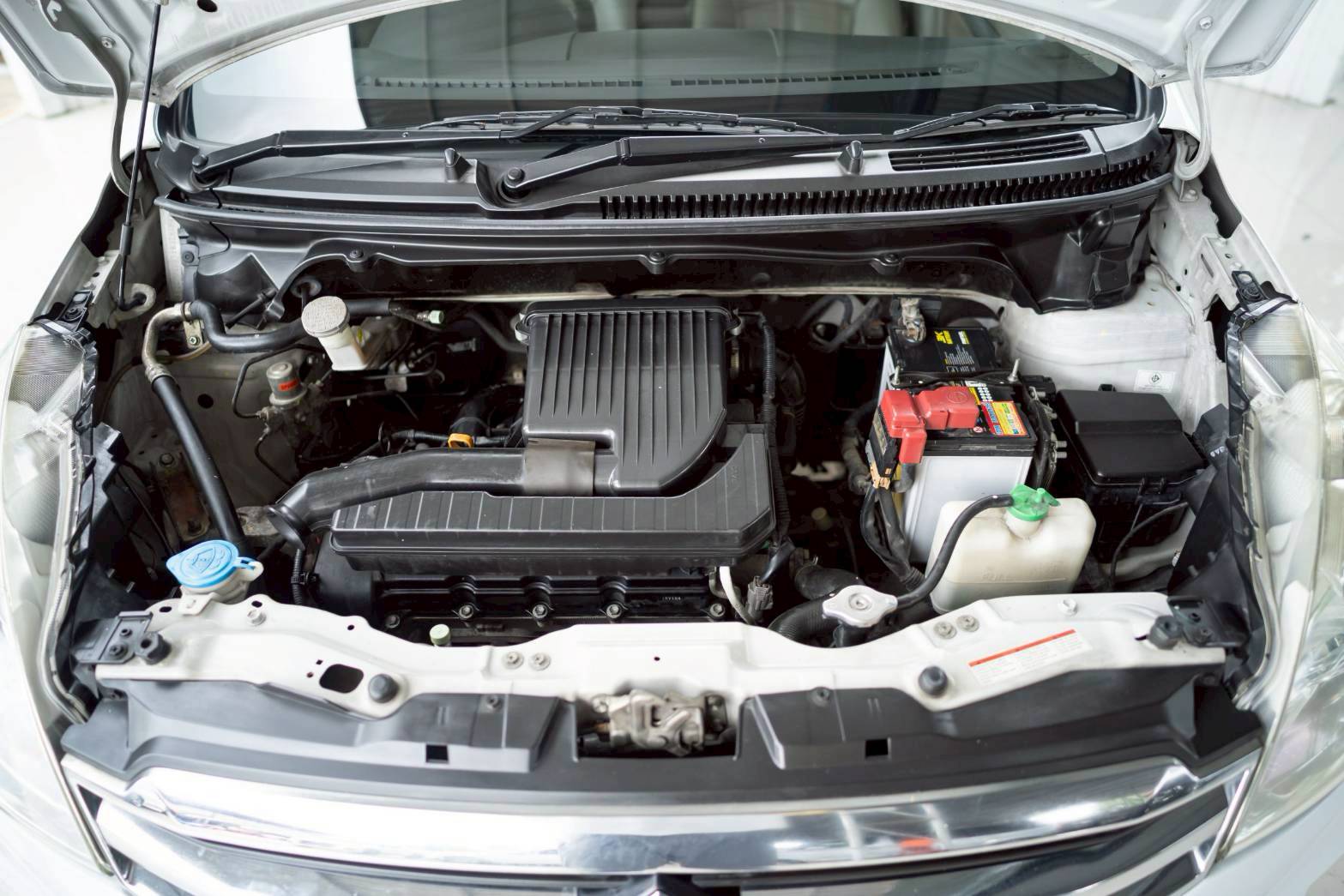 2015 SUZUKI ERTIGA 1.4 GL