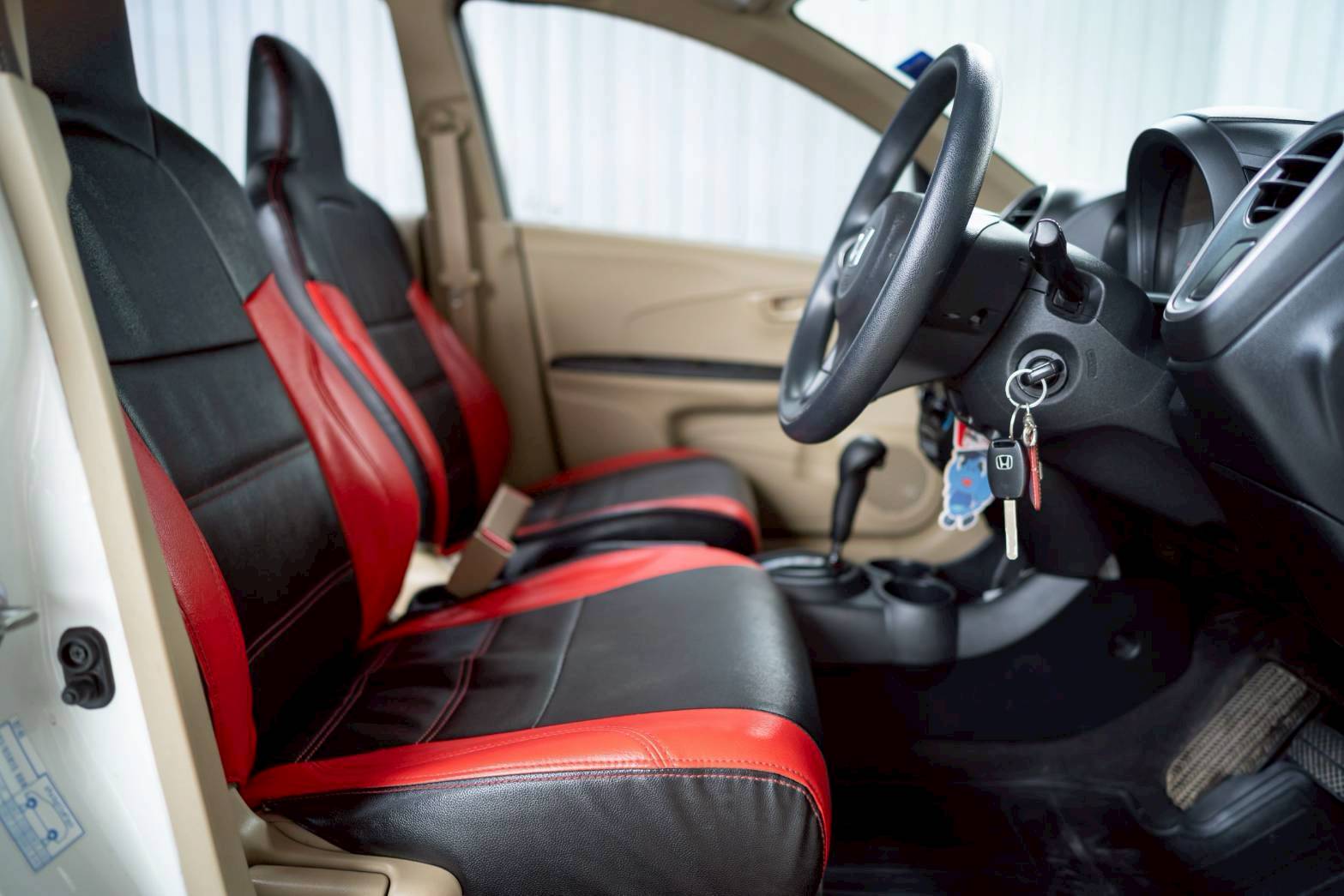 2015 HONDA MOBILIO 1.5 V