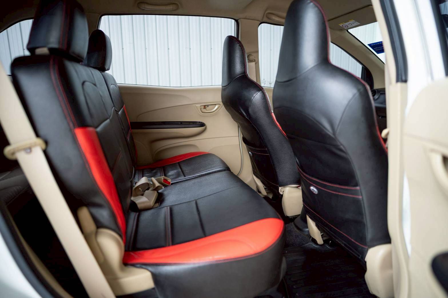 2015 HONDA MOBILIO 1.5 V