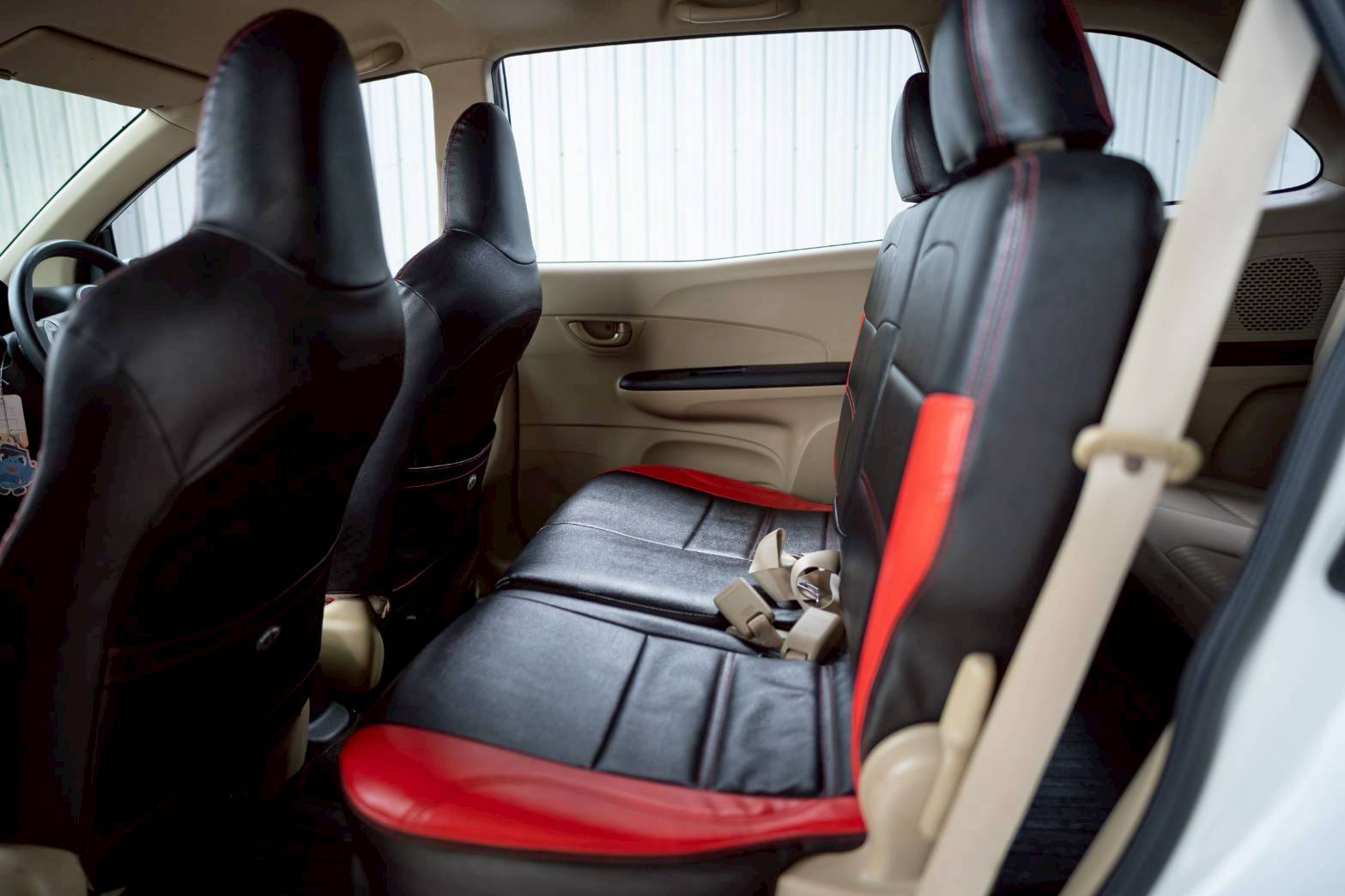 2015 HONDA MOBILIO 1.5 V