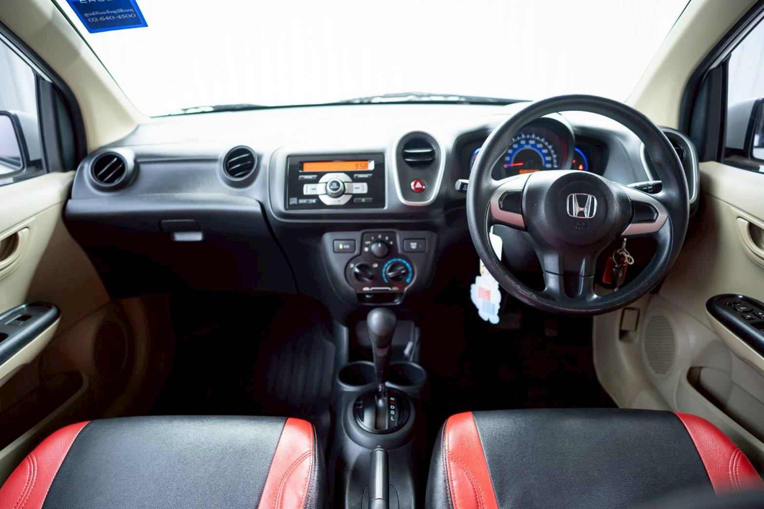 2015 HONDA MOBILIO 1.5 V