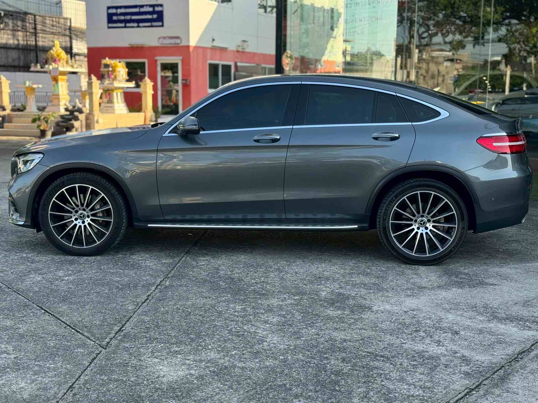 2019 Mercedes Benz GLC250 AMG Coupe 4MATIC