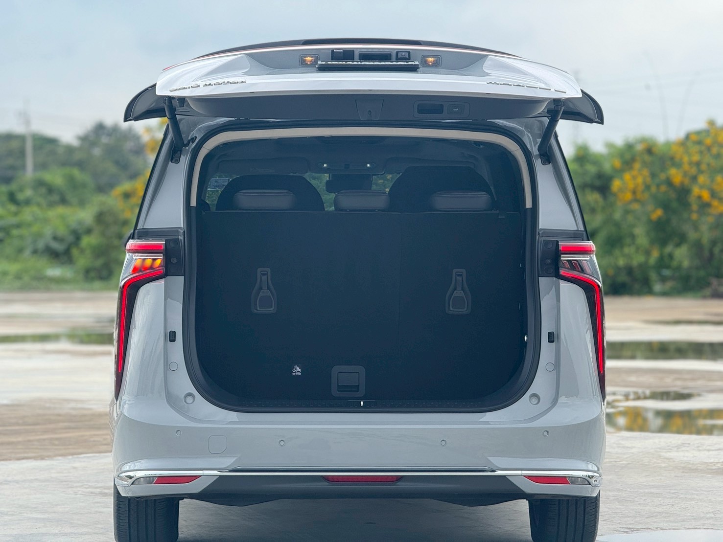 2023 MG Maxus 9 V Super Luxury TOP