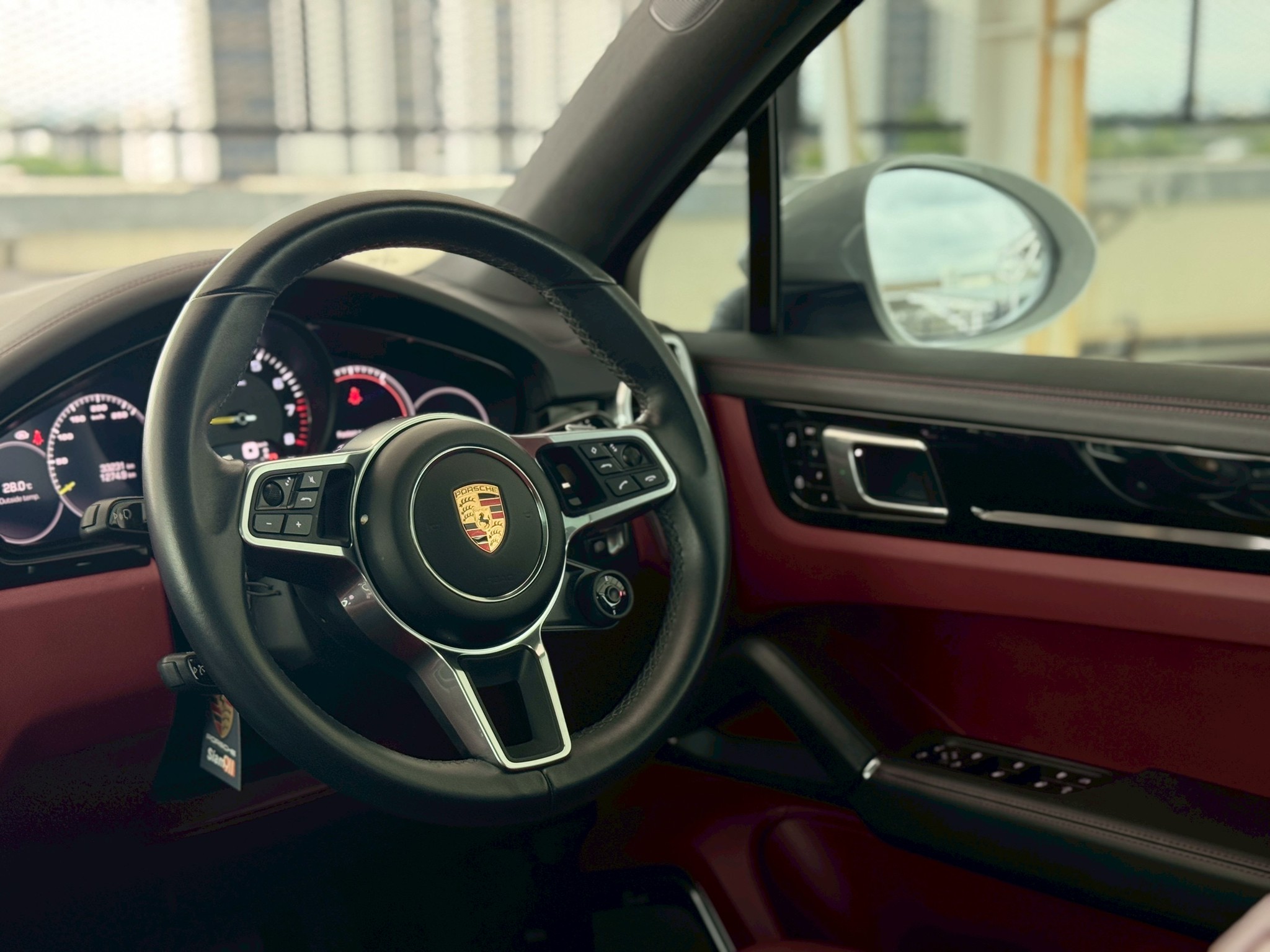 2020 Porsche Cayenne e-hybrid Coupe