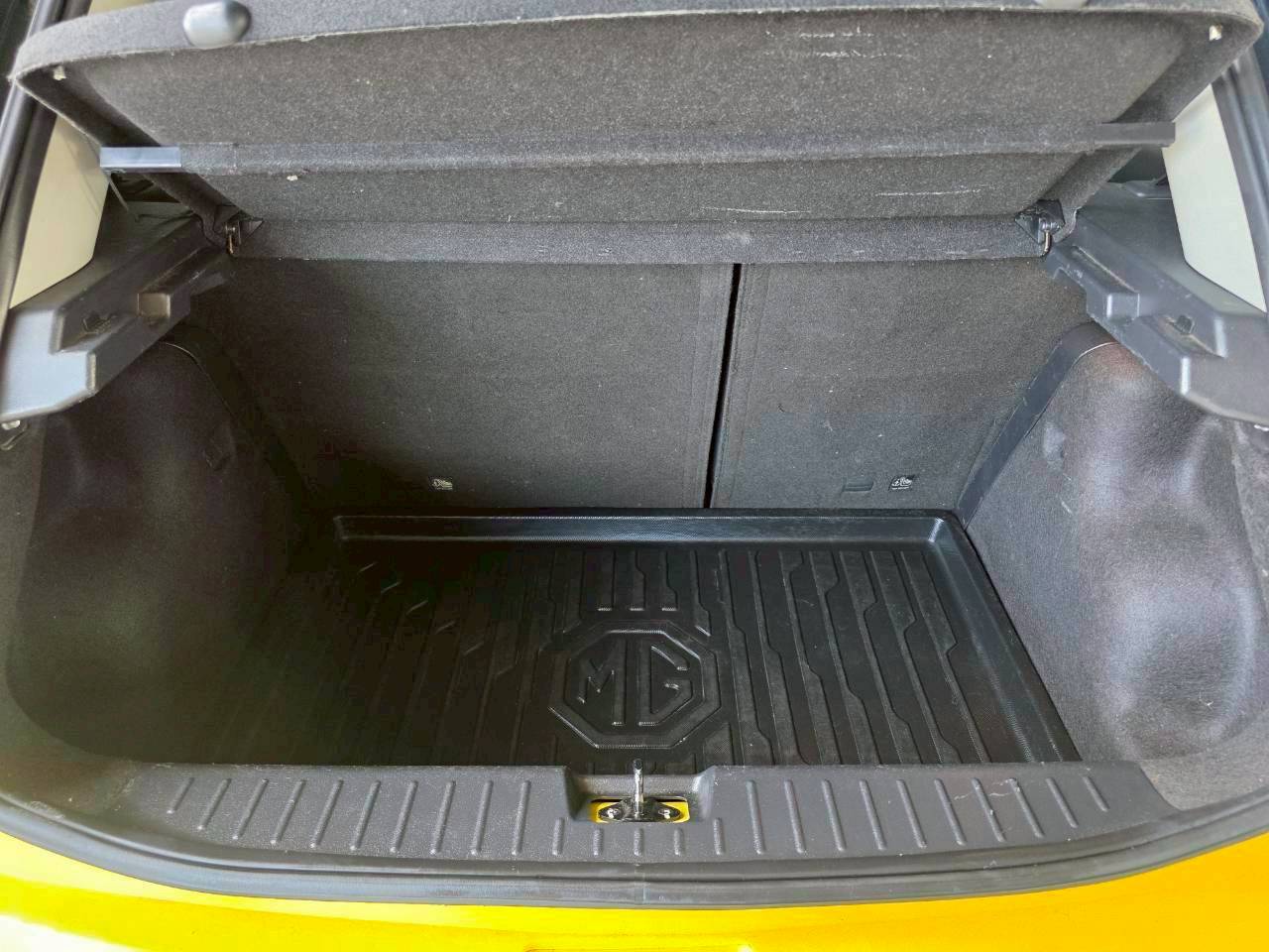 2018 MG 3 1.5 V SUNROOF