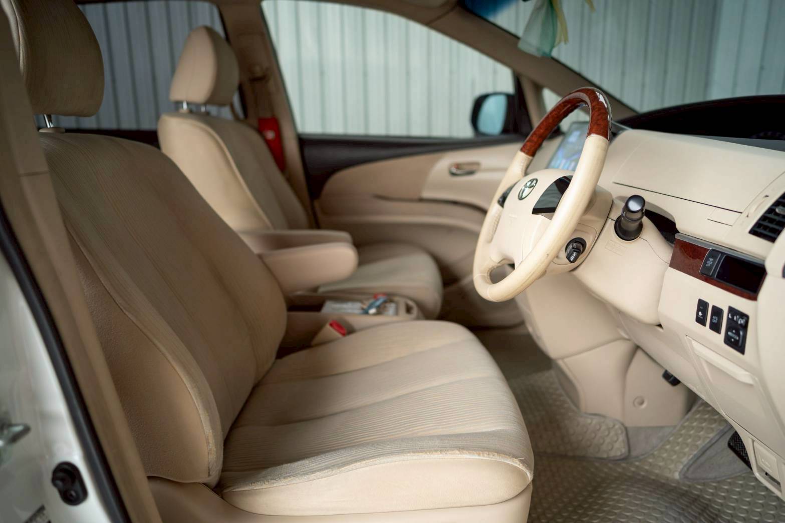 2013 TOYOTA ESTIMA 2.4 G