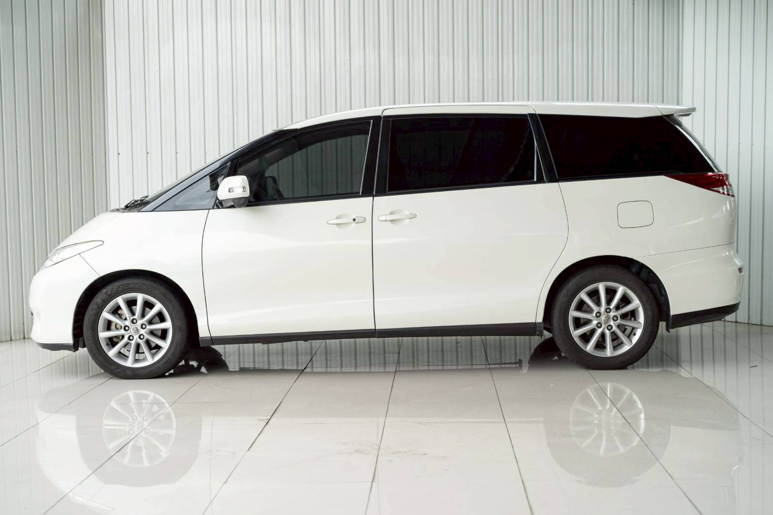 2013 TOYOTA ESTIMA 2.4 G