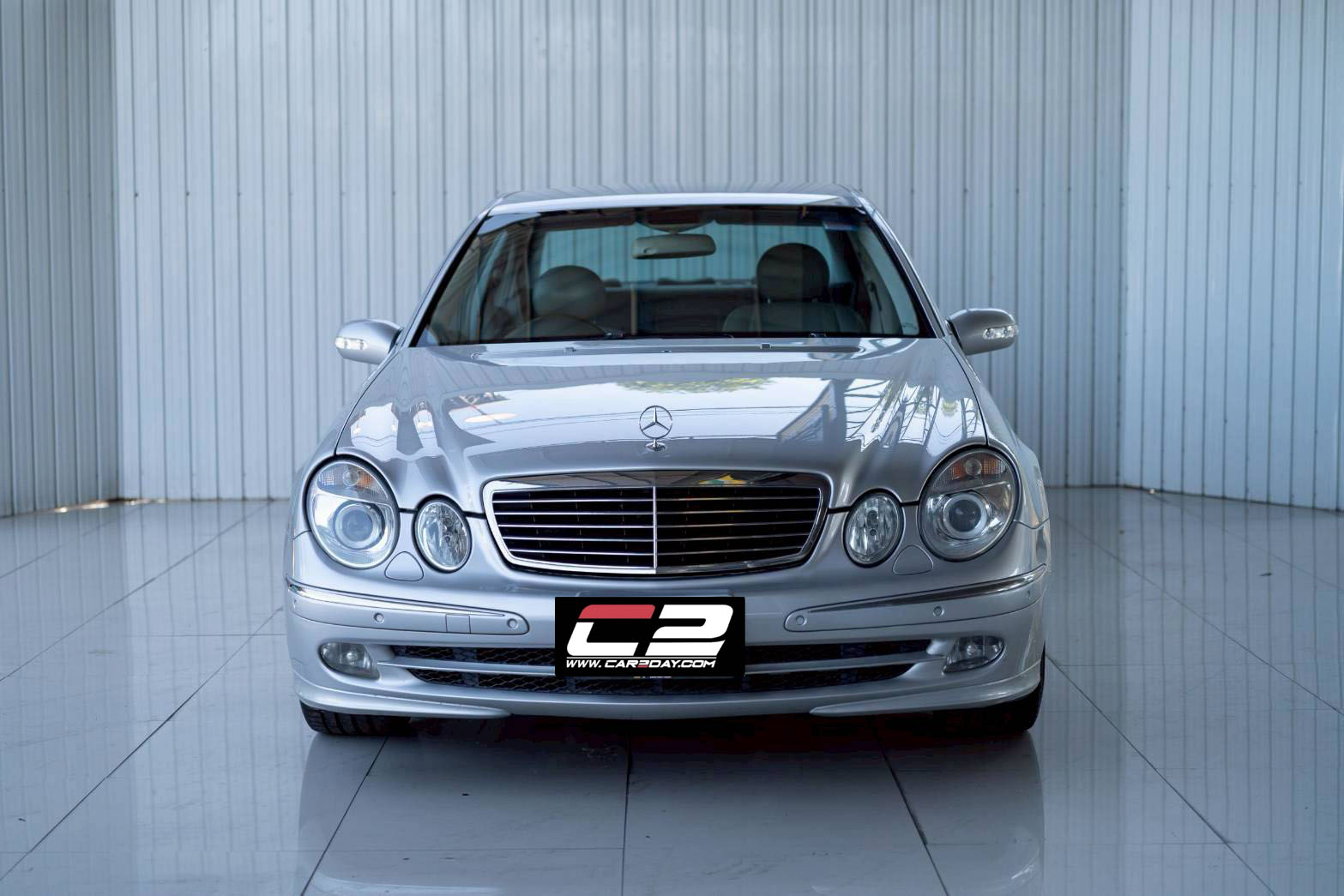 2004 Benz E240 avangard w211