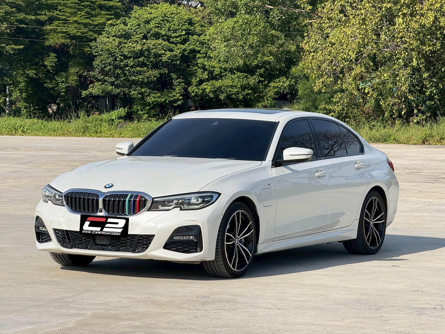2021 BMW 330e M sport Plug-in Hybrid