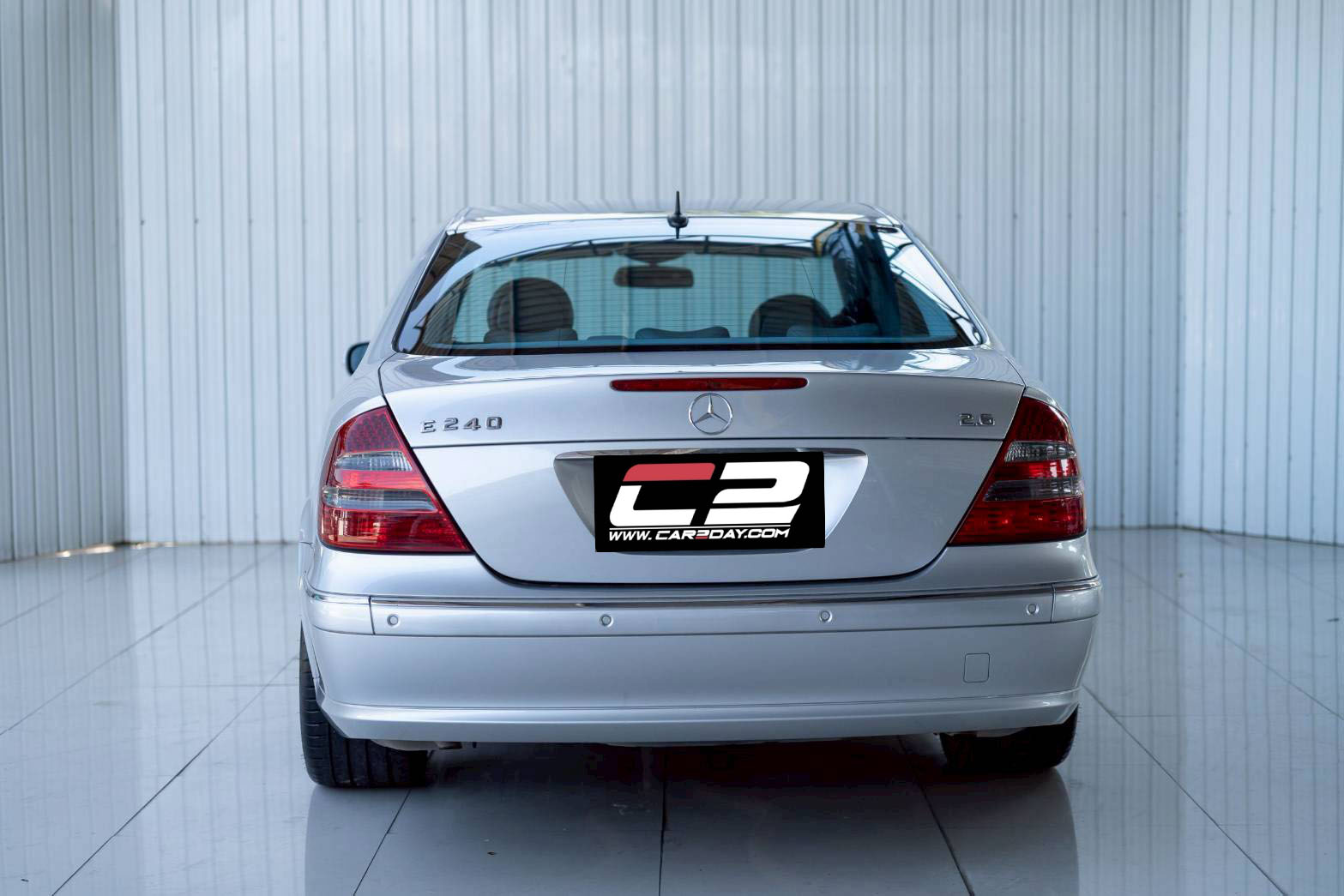 2004 Benz E240 avangard w211
