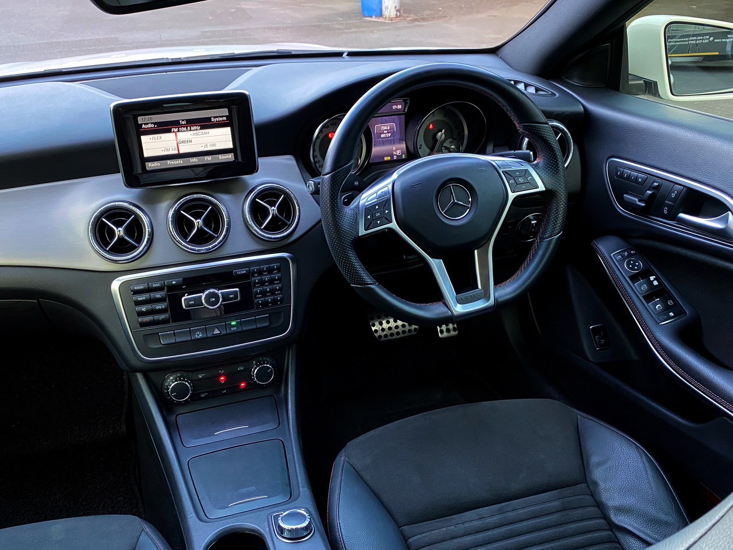 2014 Mercedes-Benz CLA250 AMG Sport