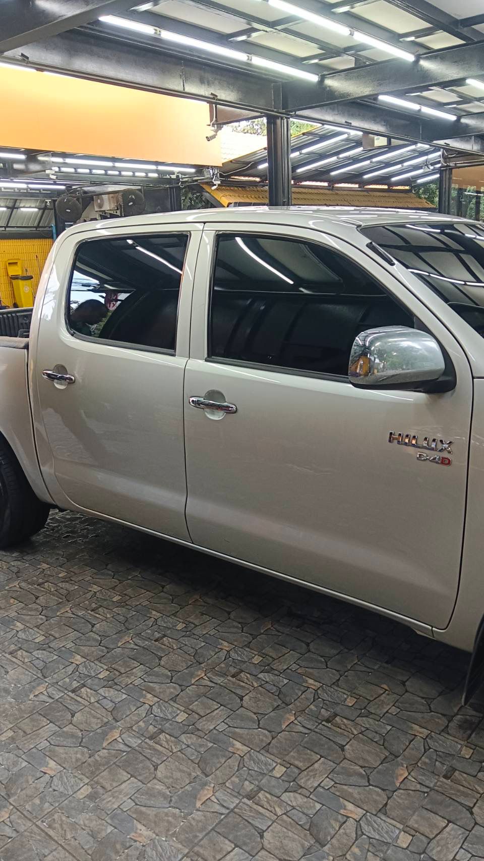 2010 Hilux Vigo Champ 2.5 E Double cab