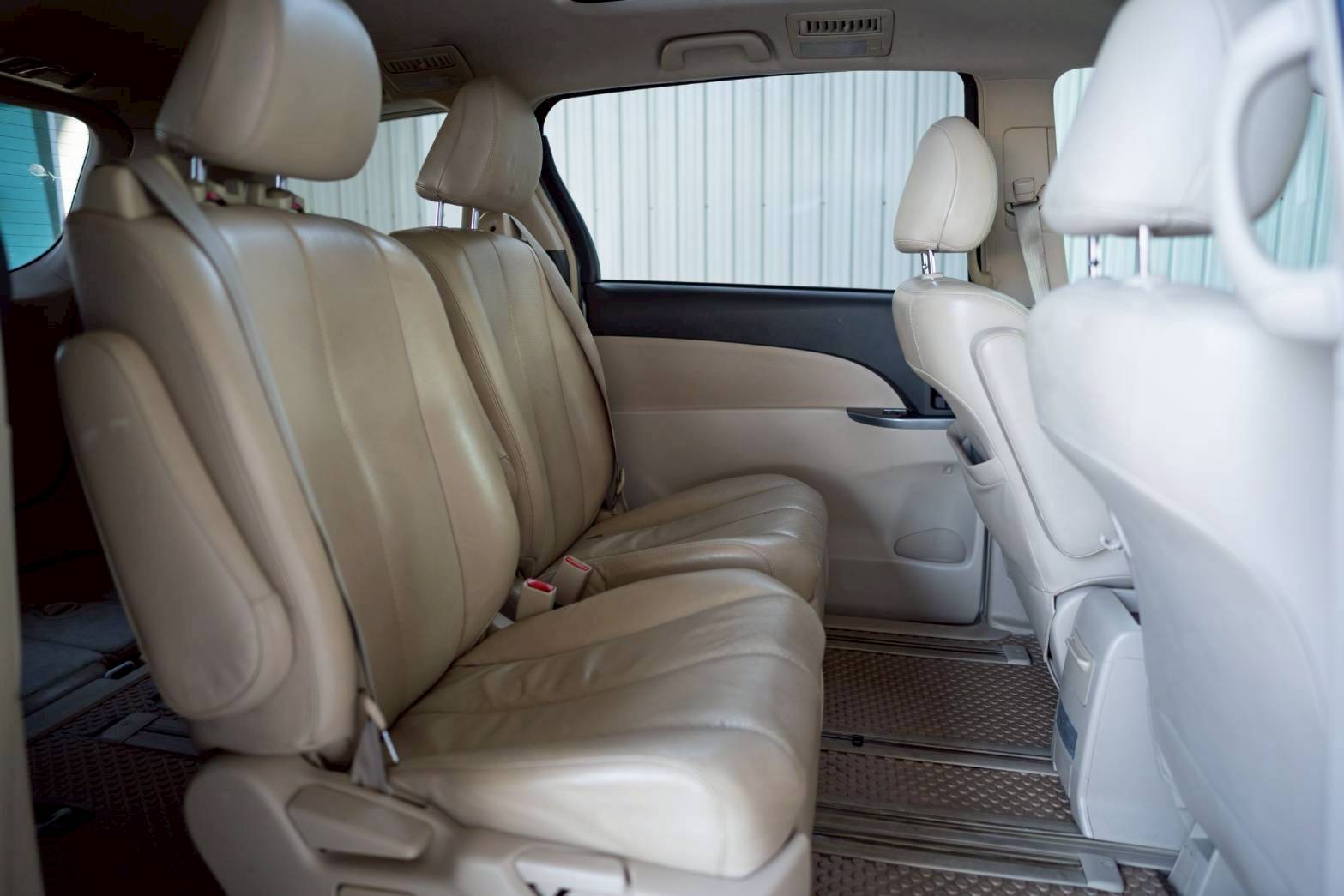 2012 TOYOTA ESTIMA 2.4 G