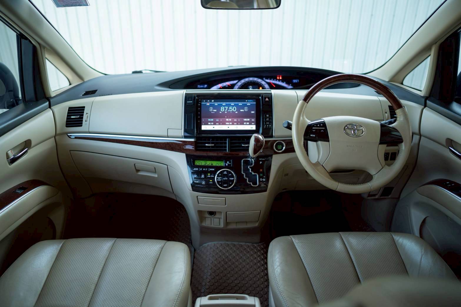 2012 TOYOTA ESTIMA 2.4 G