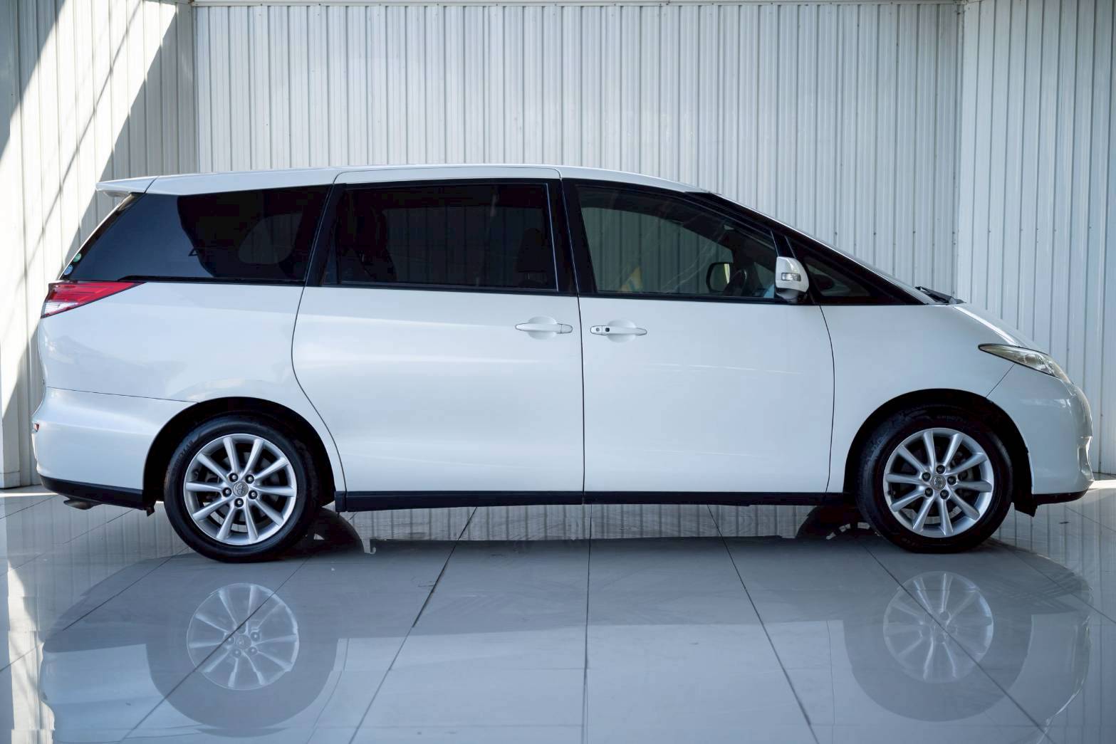 2012 TOYOTA ESTIMA 2.4 G