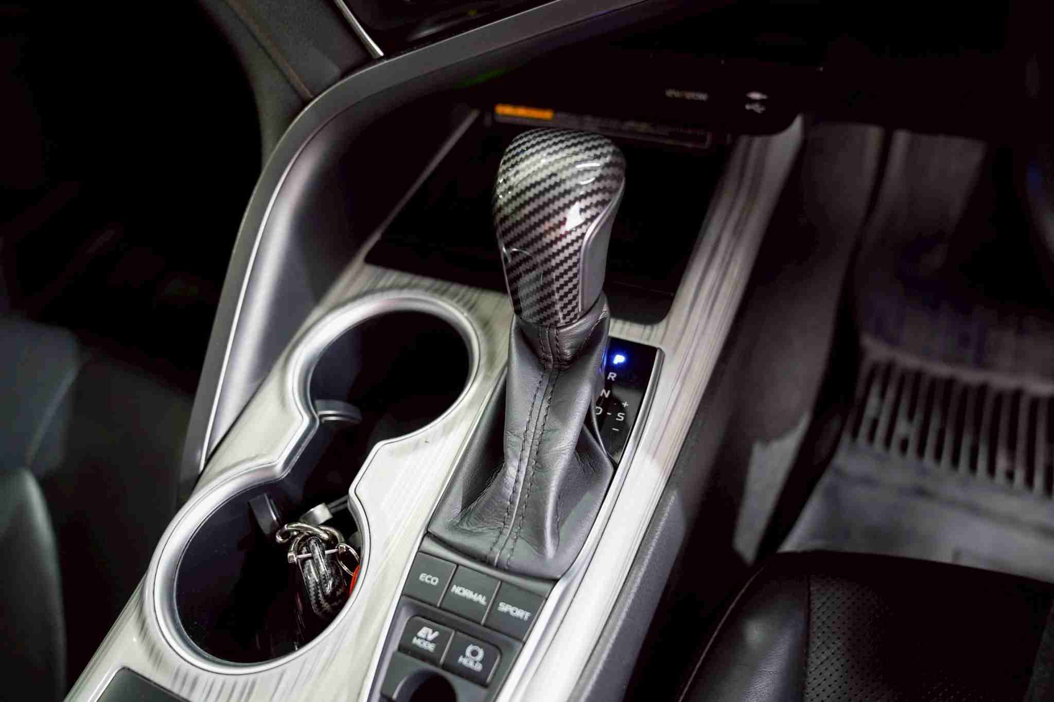 2018 TOYOTA CAMRY 2.5 HYBRID PREMIUM AT