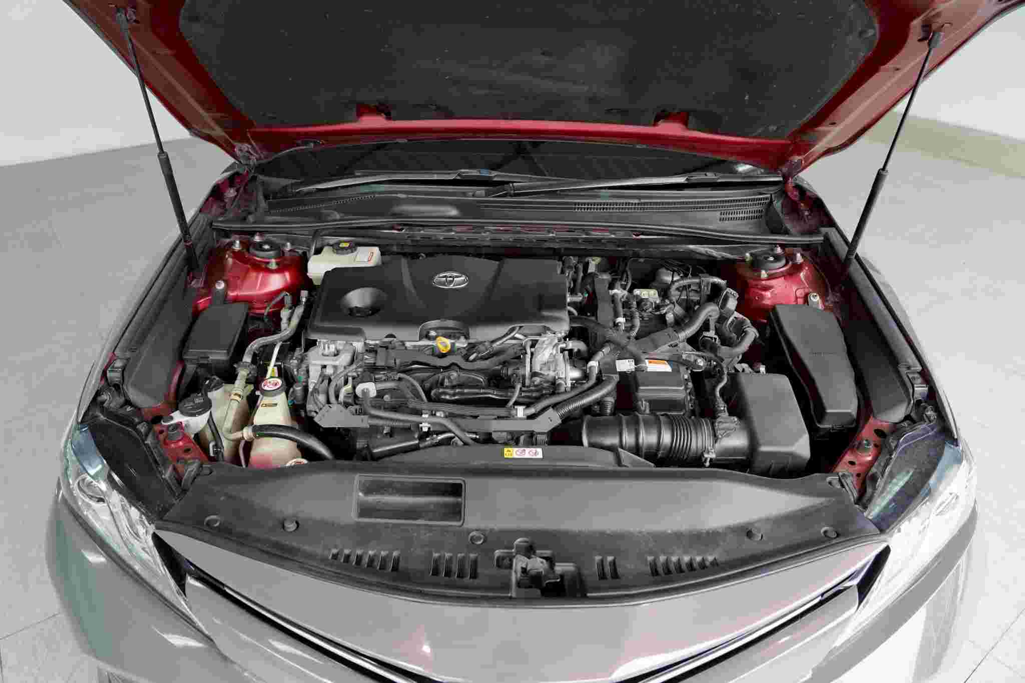 2018 TOYOTA CAMRY 2.5 HYBRID PREMIUM AT