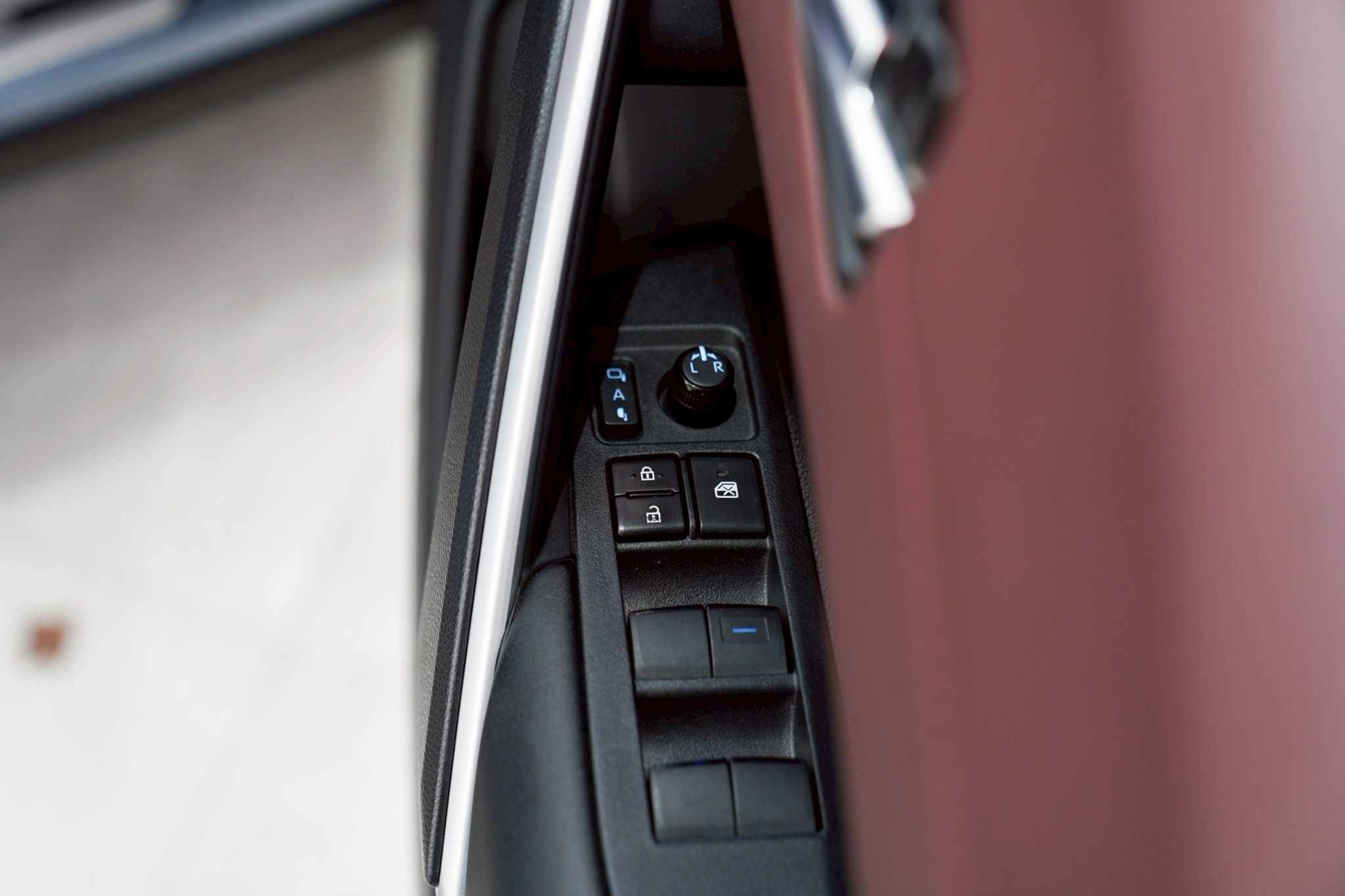 2021 TOYOTA COROLLA CROSS 1.8 HYBRID PREMIUM SAFETY AT