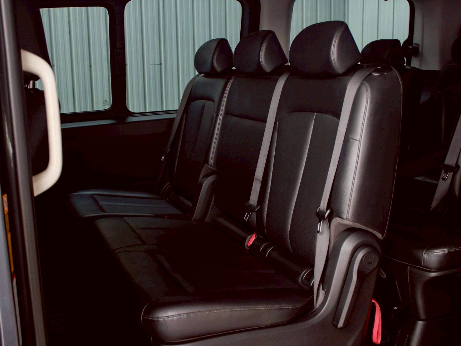 2022 HYUNDAI STARIA 2.2 S
