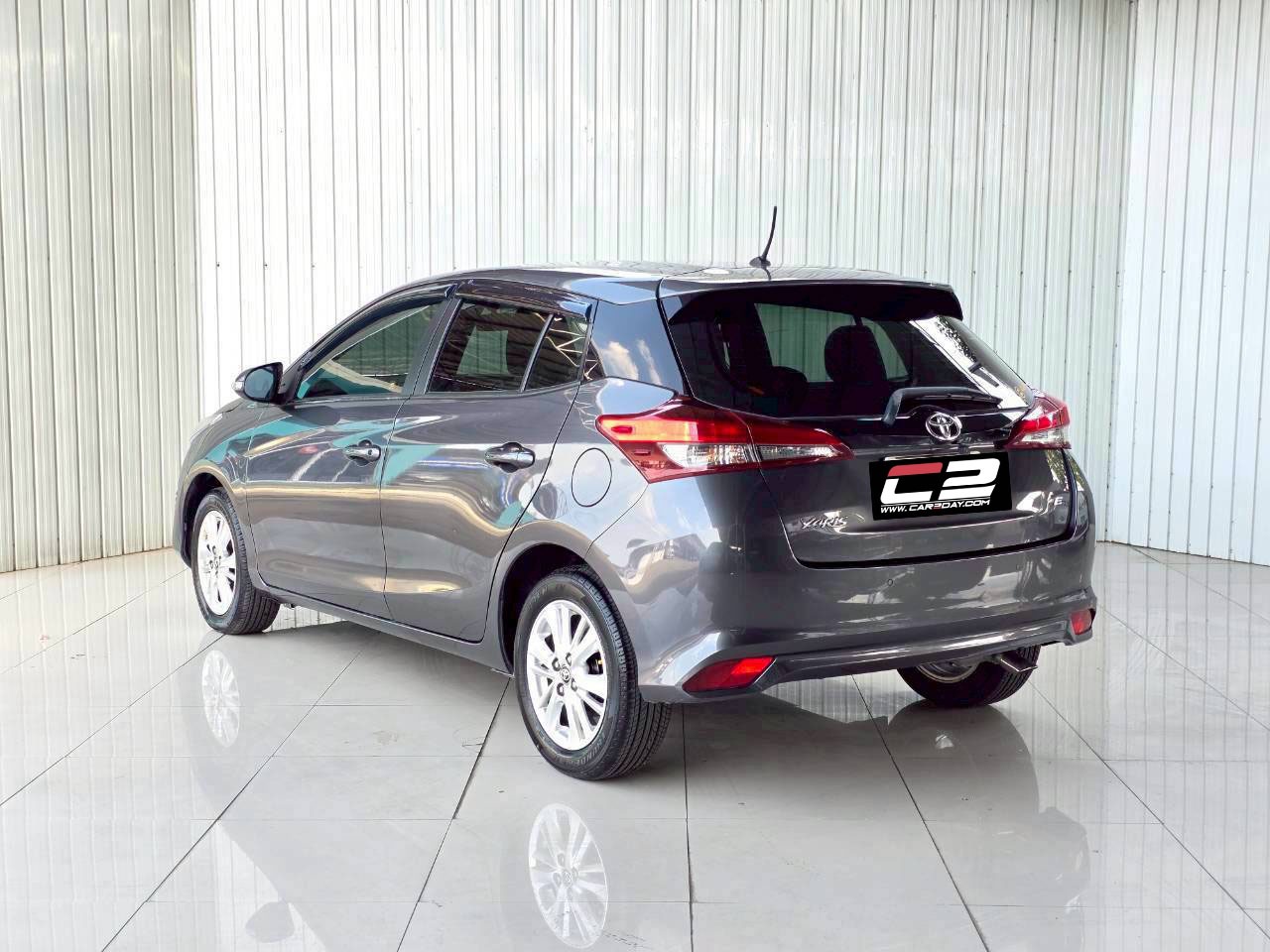 2019 TOYOTA YARIS 1.2 E