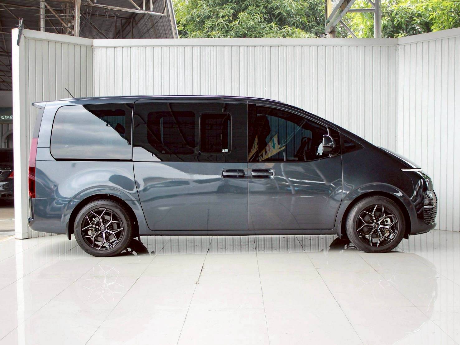 2022 HYUNDAI STARIA 2.2 S